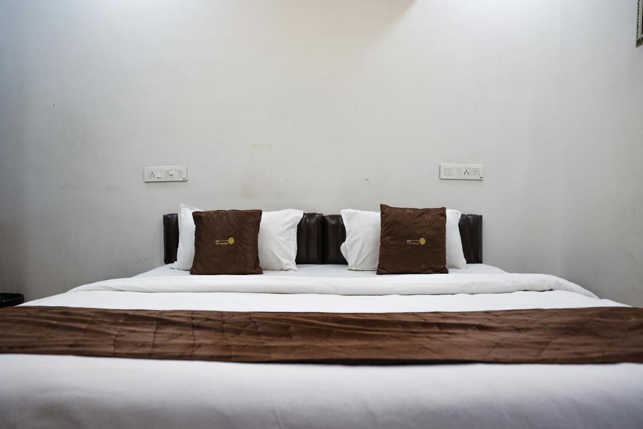 Hotel The Browns Nagpur Exterior foto